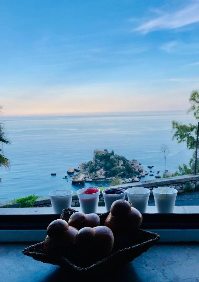 B&B La Bergerie タオルミーナ エクステリア 写真